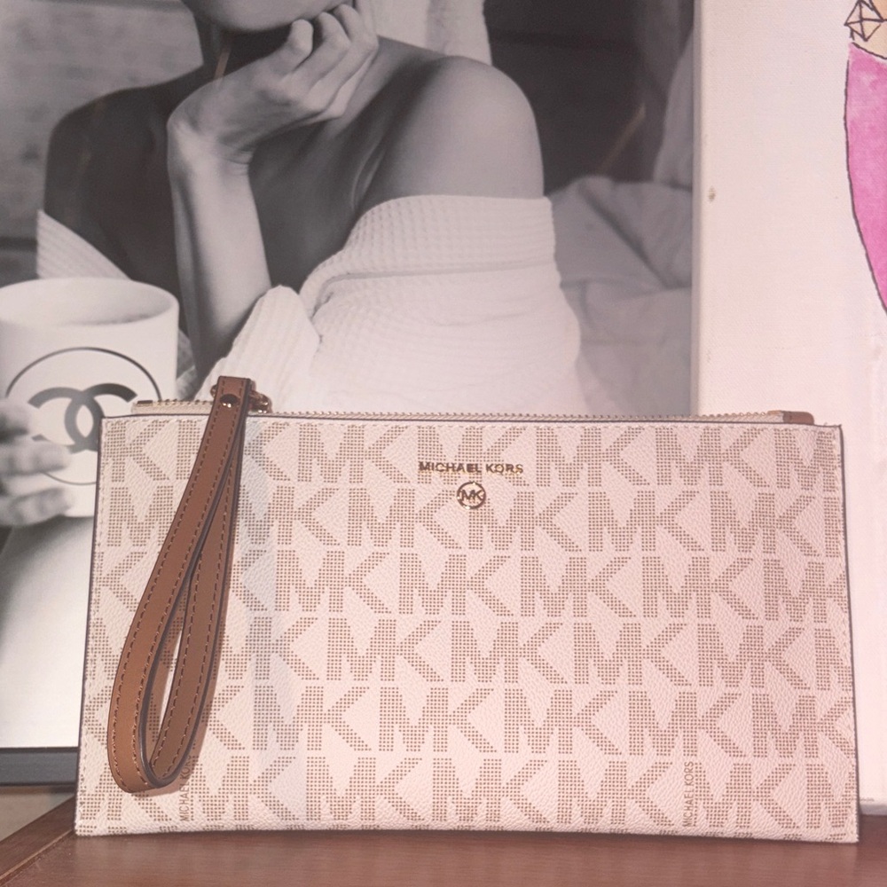 Michael Kors Monogram Wristlet Clutch in Cream and Tan